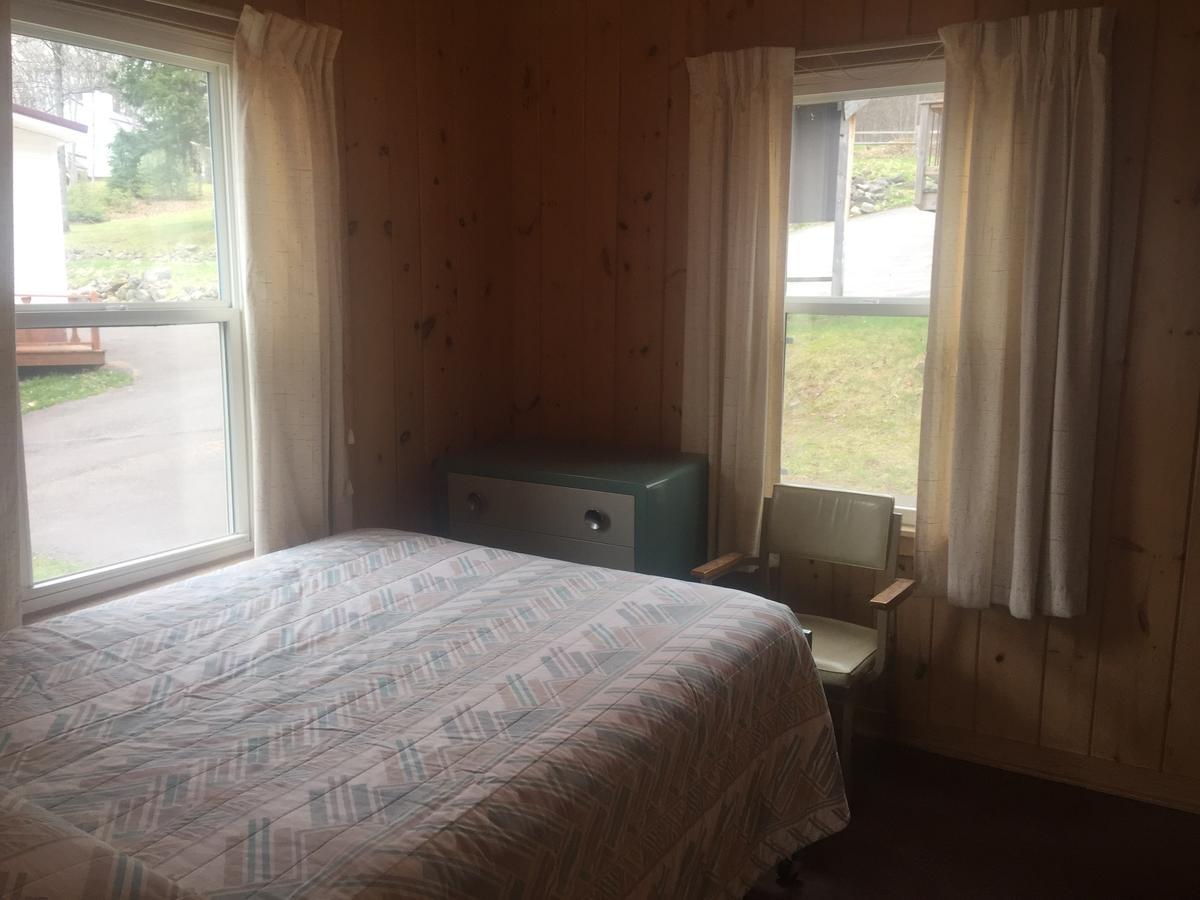 Thunder Bay Resort Llc. Phelps Экстерьер фото